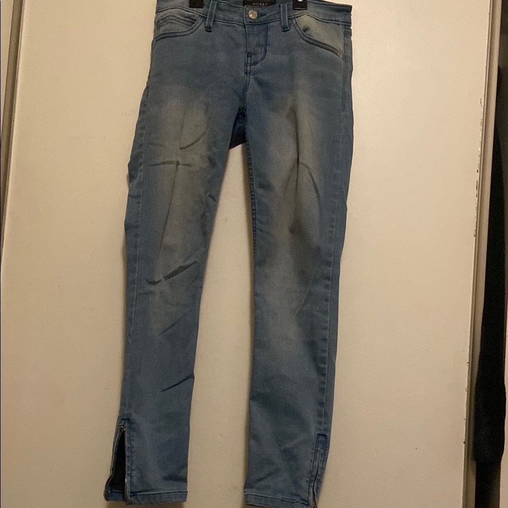 Blue Denim Jeans with 3 quarter zip at ankle